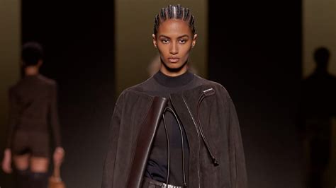 défilé hermes fashion week paris|Ce qu'il faut retenir du défilé Hermès automne.